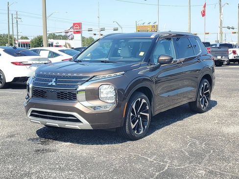 Used 2022 Mitsubishi Outlander SEL FWD image 2