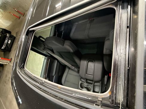 Used 2023 Chevrolet Silverado 1500 LT AWD/4WD image 24