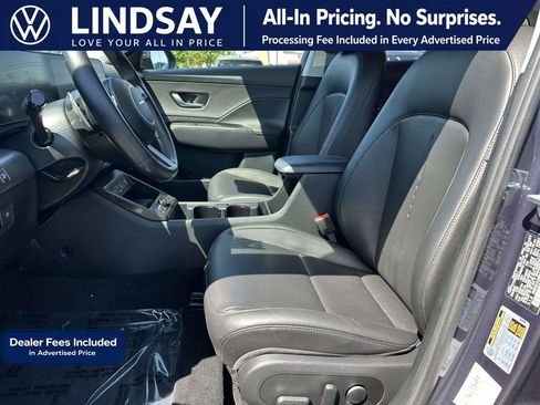 Used 2024 Hyundai Kona Limited AWD/4WD image 11