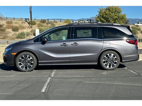 New 2026 Honda Odyssey Elite image 8