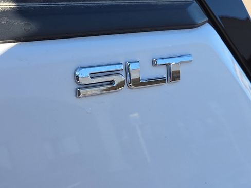 Used 2020 GMC Terrain SLT image 9