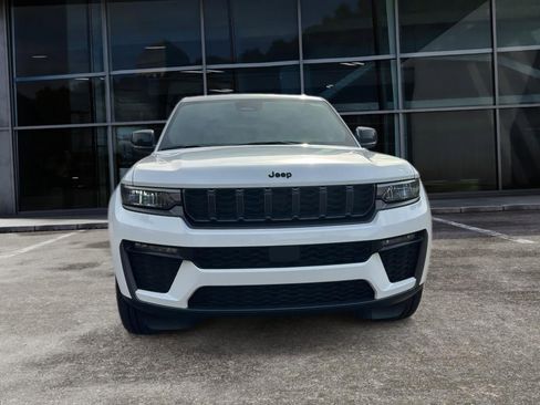 New 2026 Jeep Grand Cherokee Limited w/ Limited Altitude Package image 2