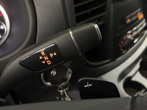 Used 2023 Mercedes-Benz Metris Passenger image 12