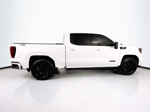 Used 2025 GMC Sierra 1500 Elevation w/ Elevation Premium Package image 4