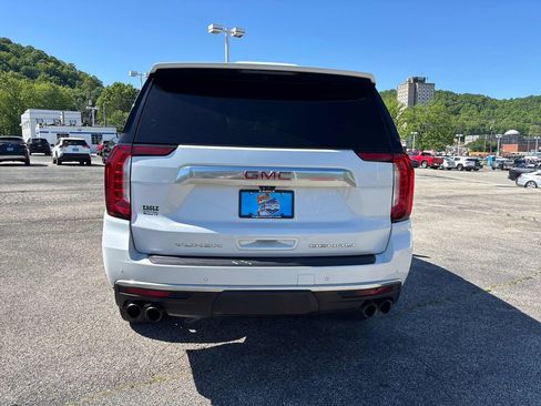 Used 2021 GMC Yukon Denali w/ Denali Premium Package AWD/4WD image 4