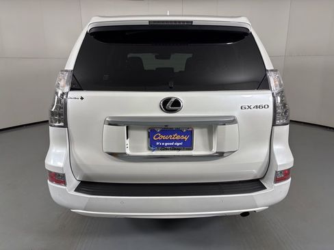 Used 2023 Lexus GX 460 Luxury image 7