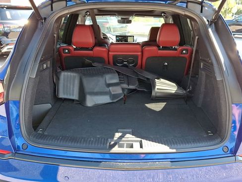 Used 2023 Acura MDX A-Spec image 32