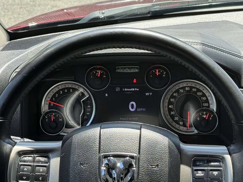 Used 2017 RAM 1500 Laramie w/ Convenience Group AWD/4WD image 17