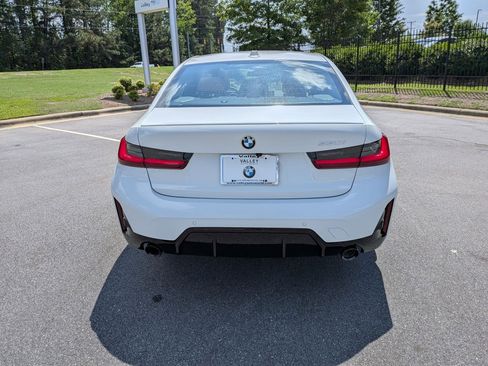 New 2026 BMW 330i Sedan w/ M Sport Package RWD image 4