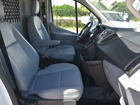 Used 2016 Ford Transit 150 130 Low Roof w/ Exterior Upgrade Package RWD image 9