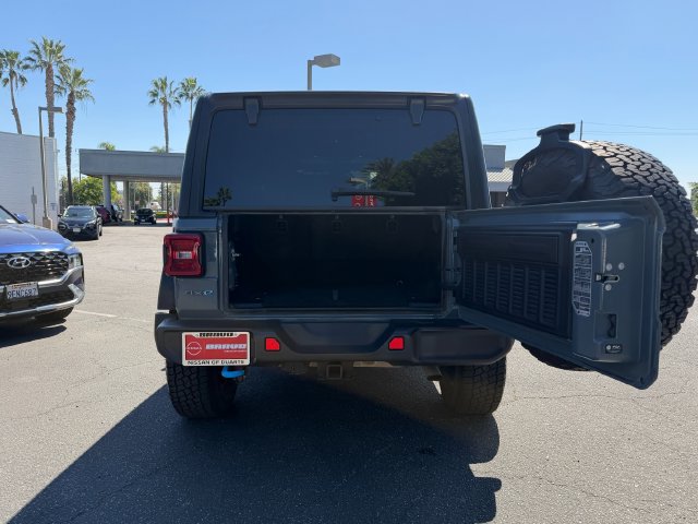 Used 2024 Jeep Wrangler Unlimited Rubicon 4xe AWD/4WD image 7