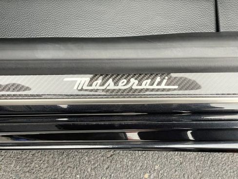 Used 2022 Maserati Quattroporte Trofeo image 28