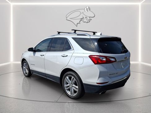 Used 2018 Chevrolet Equinox Premier image 3