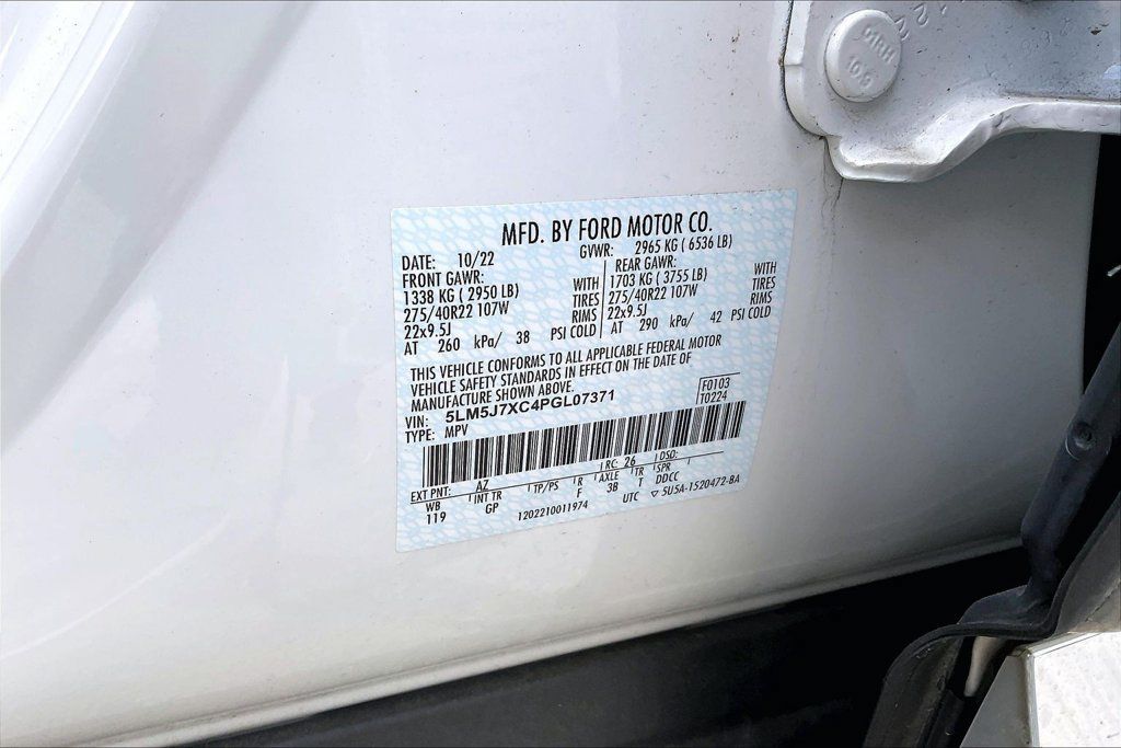 Used 2023 Lincoln Aviator Reserve w/ Equipment Group 201A AWD/4WD image 17
