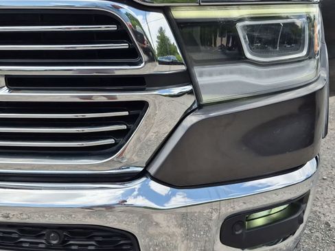 Used 2020 RAM 1500 Laramie AWD/4WD image 11