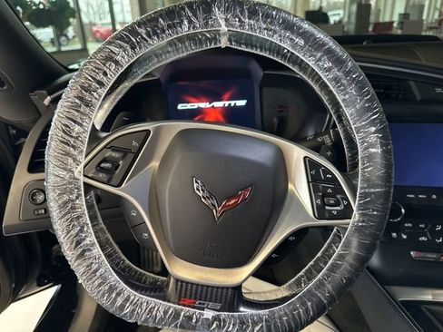 Used 2016 Chevrolet Corvette Z06 w/ 2LZ Preferred Equipment Group image 16