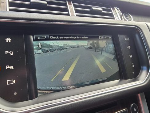 Used 2016 Land Rover Range Rover Supercharged AWD/4WD image 11