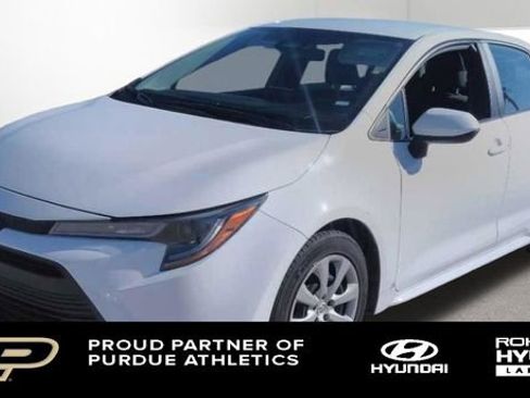 Used 2024 Toyota Corolla LE image 1