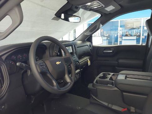 New 2026 Chevrolet Silverado 1500 Custom image 2