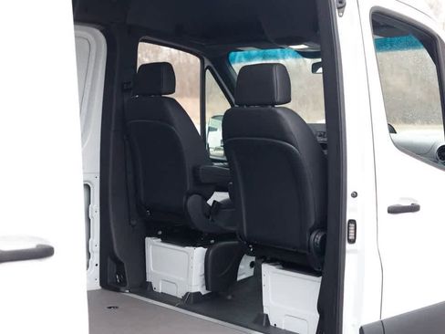 New 2025 Mercedes-Benz Sprinter 2500 image 11