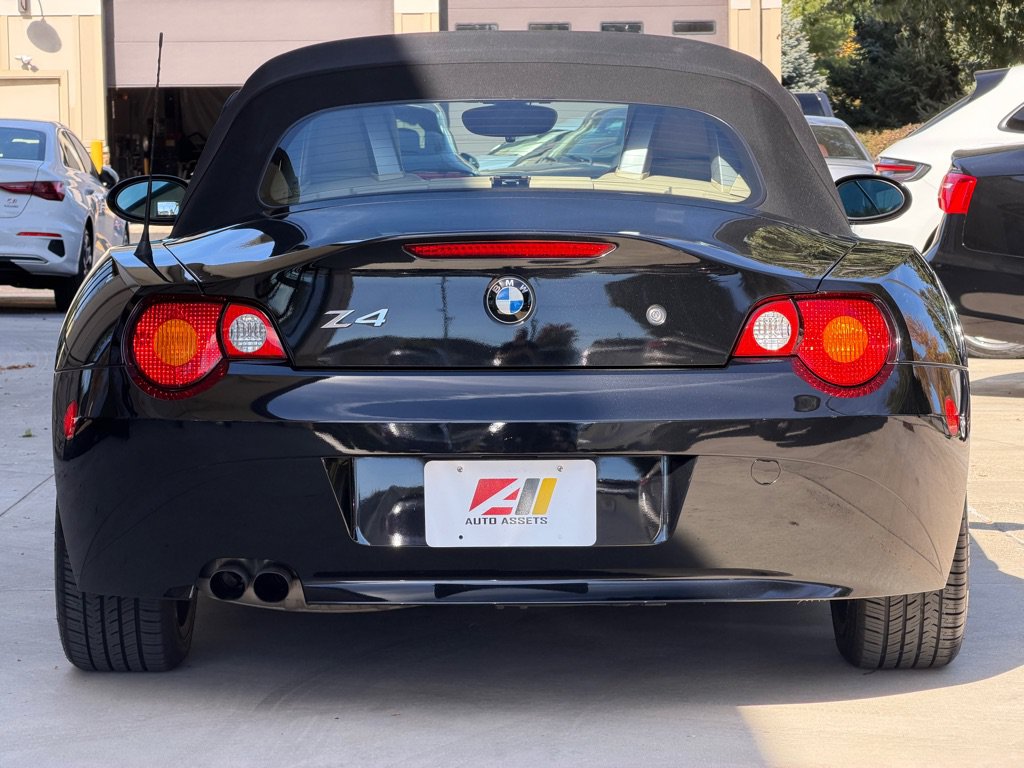 Used 2004 BMW Z4 3.0i RWD image 8
