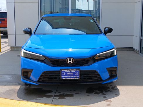 Used 2024 Honda Civic Sport image 4