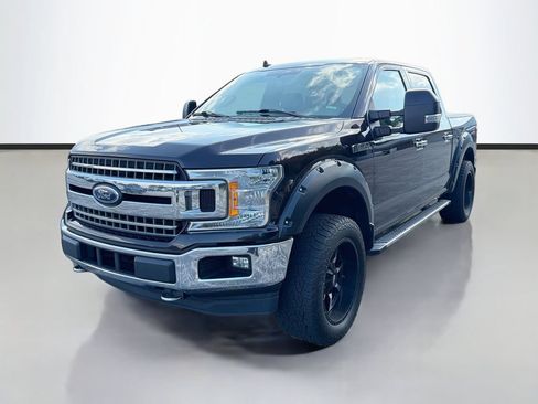 Used 2018 Ford F150 XLT w/ Equipment Group 302A Luxury AWD/4WD image 5