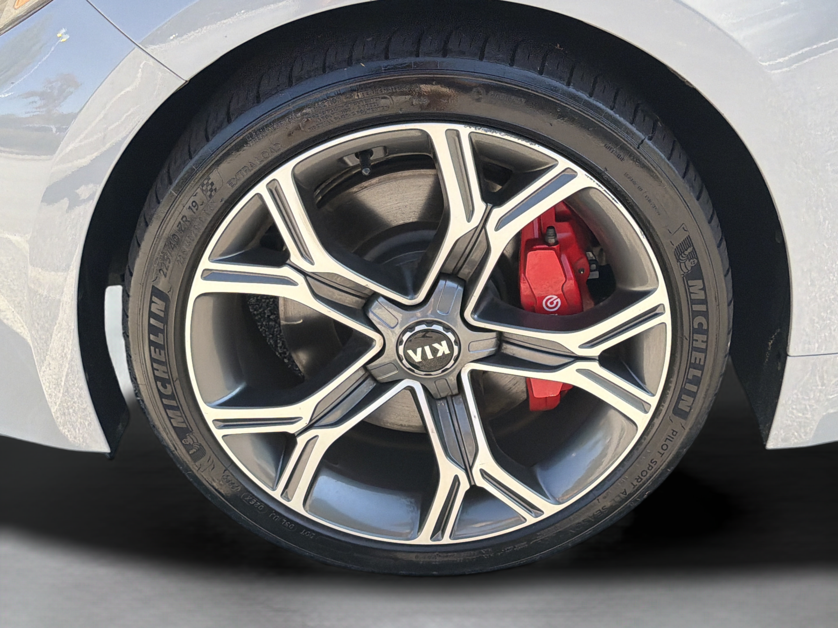 Used 2020 Kia Stinger GT2 AWD/4WD image 32
