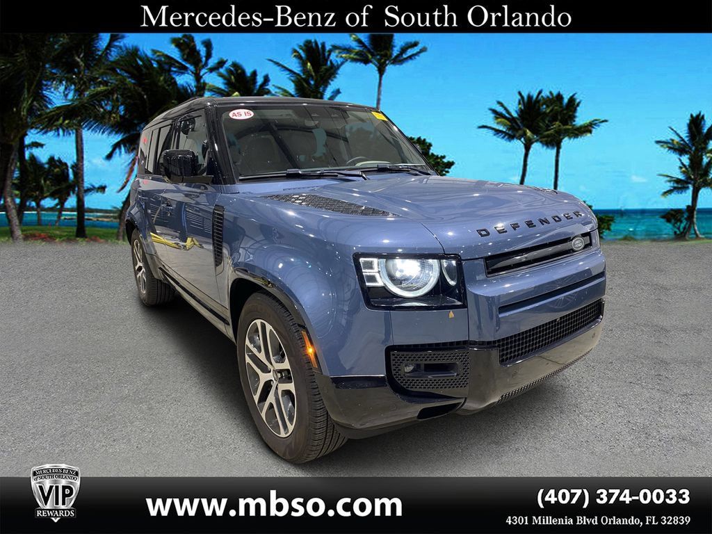 Used 2024 Land Rover Defender 110 X-Dynamic SE AWD/4WD image 1