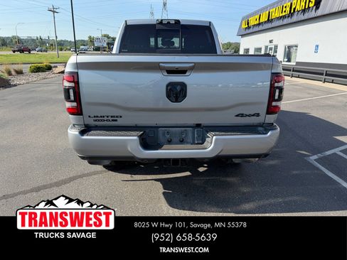 Used 2022 RAM 3500 Limited AWD/4WD image 4