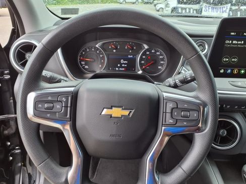Used 2023 Chevrolet Blazer LT image 14