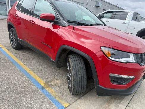 Used 2020 Jeep Compass High Altitude AWD/4WD image 3