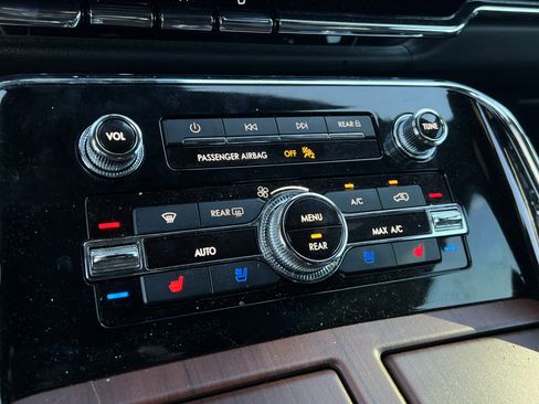 Certified 2023 Lincoln Navigator Reserve image 24