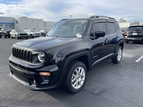 Used 2021 Jeep Renegade Latitude w/ Sun & Sound Group image 3