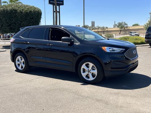 Used 2023 Ford Edge SE AWD/4WD image 7
