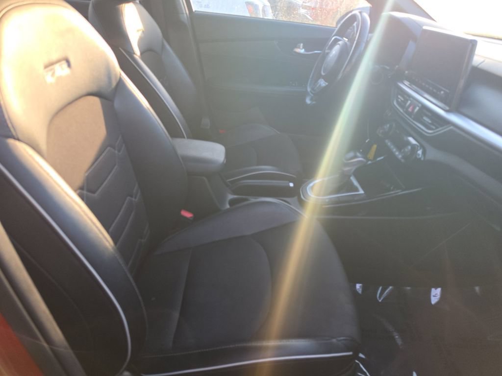 Used 2022 Kia Forte GT-Line FWD image 14