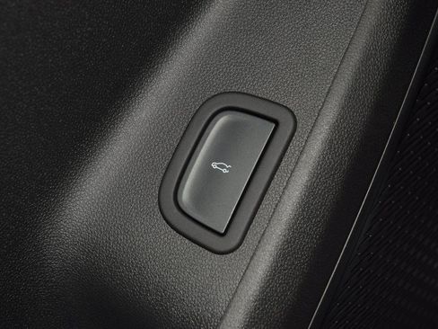 New 2026 Chevrolet Traverse LT w/ Midnight/Sport Edition image 47