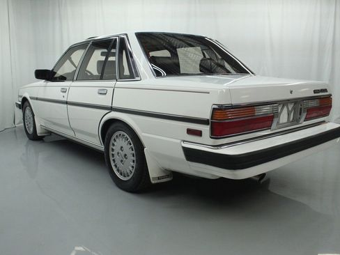 Used 1986 Toyota Cressida Sedan image 5