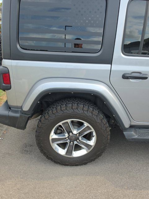 Used 2021 Jeep Wrangler Unlimited Sahara w/ Cold Weather Group AWD/4WD image 7