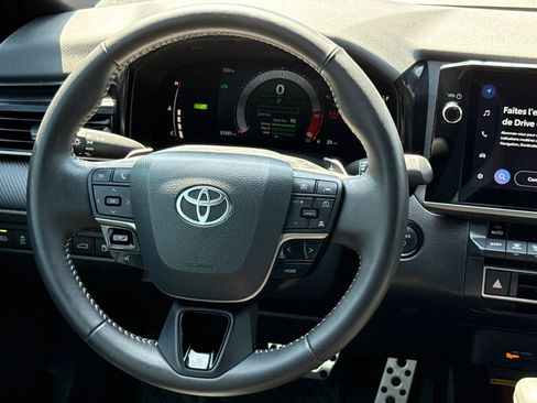 Used 2025 Toyota Camry SE w/ Multimedia Upgrade Package FWD image 13