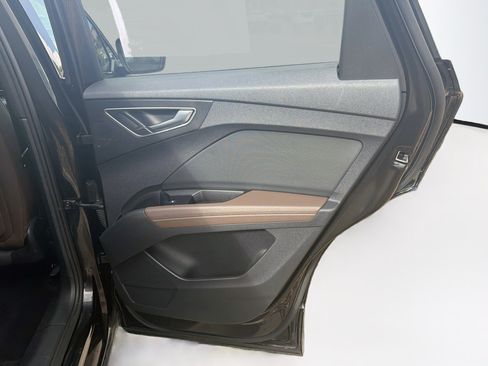 Used 2023 Audi Q4 e-tron Premium Plus AWD/4WD image 33