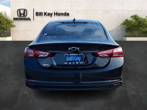 Used 2022 Chevrolet Malibu LT w/ Redline Edition image 4