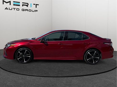 Used 2018 Toyota Camry XSE FWD image 5