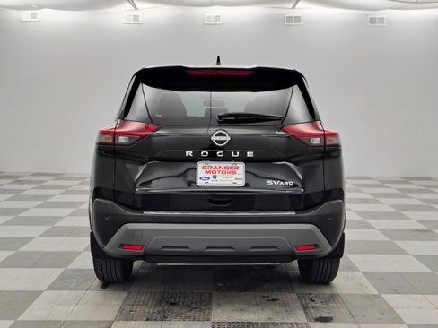 Used 2023 Nissan Rogue SV AWD/4WD image 7