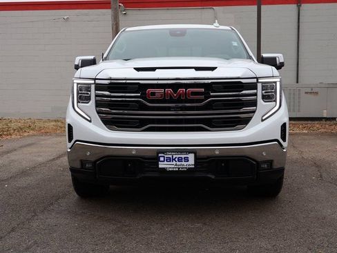 Used 2024 GMC Sierra 1500 SLT w/ SLT Premium Plus Package image 3