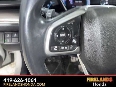 Used 2019 Honda Civic Touring image 17