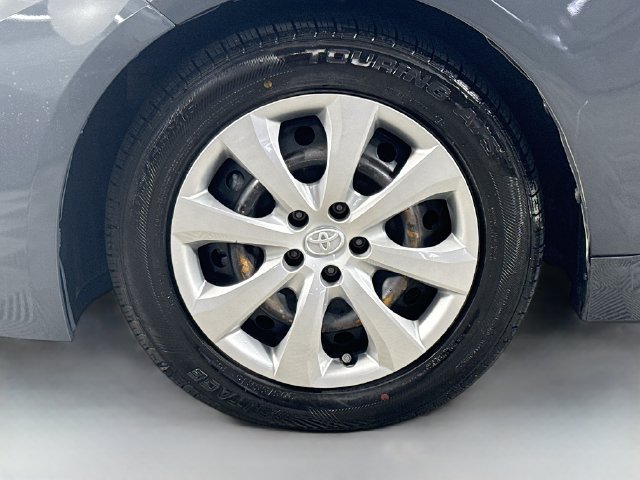 Used 2024 Toyota Corolla XSE FWD image 37