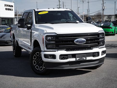 Used 2025 Ford F350 Platinum image 2