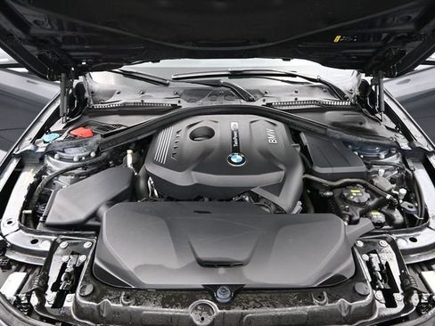 Used 2018 BMW 330i xDrive Sedan w/ Convenience Package AWD/4WD image 24