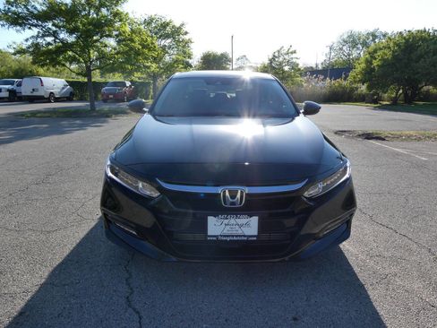 Used 2018 Honda Accord EX-L image 2